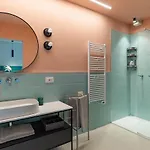 Zefiro Com Design, Large Terrace, Bike, Near And Thermal Otel