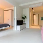 Zefiro Com Design, Large Terrace, Bike, Near And Thermal فندق